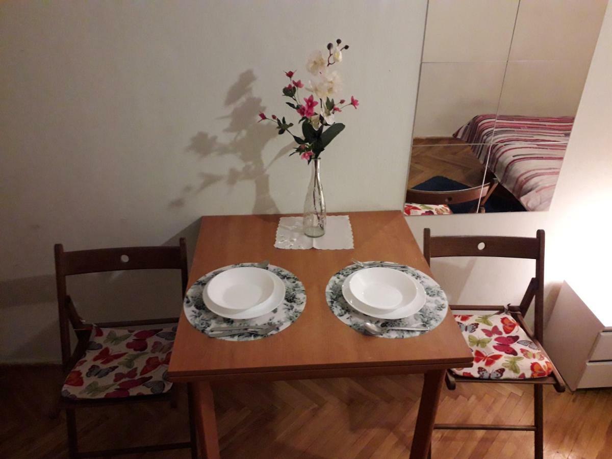 "Sady Flat" Apartman Varsó Kültér fotó